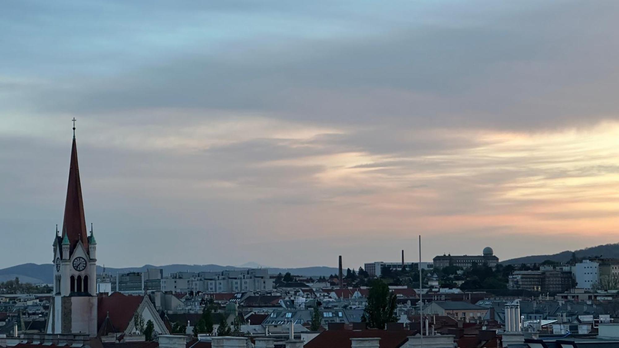 Wiener Schloss Wilhelminen 360° Views Vienne